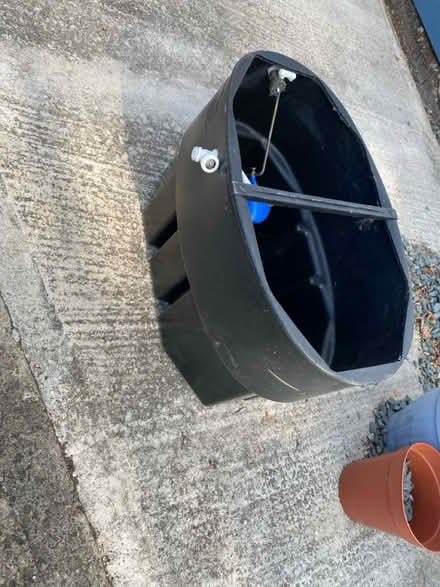Photo of free Plastic water tank (New Hinksey Oxford OX1) #3