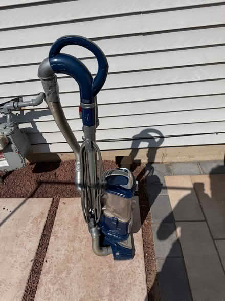 Photo of free Shark Navigator Upright Vacuum (08872) #2