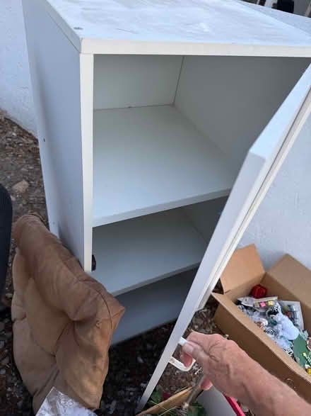 Photo of free pile out front (Los Gatos) #2