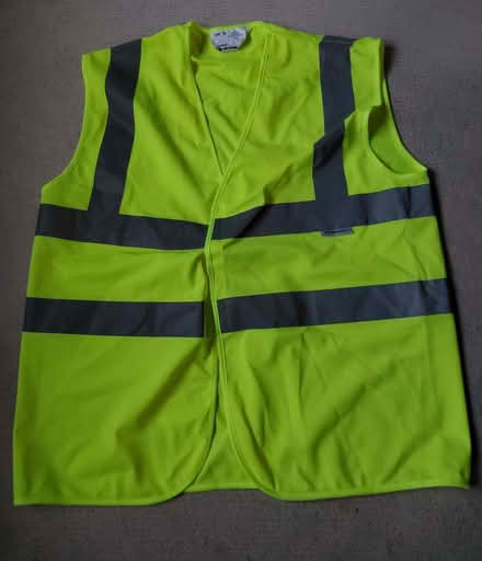 Photo of free Hi visibility vest (Alvaston DE24) #1
