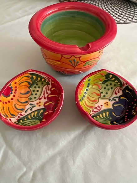 Photo of free Spice crusher and two bowls (Epping, CM16) #1