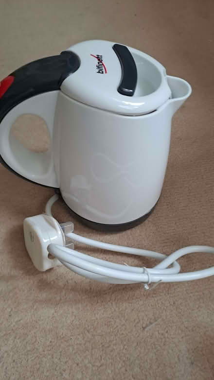 Photo of free Travel-sized kettle (Sherrard's Green WR14) #1