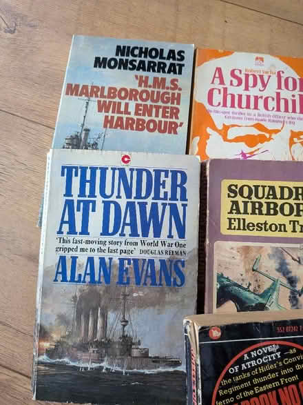 Photo of free War novels old x7 (Shippon OX13) #2