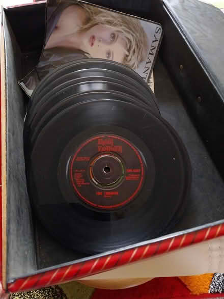 Photo of free 45s and videos (Trewoon PL255TP) #1