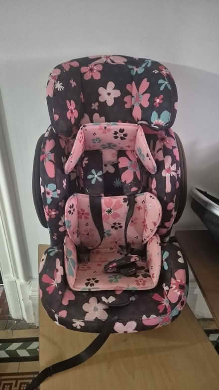 Photo of free Child car seat (Wrexham LL11) #2