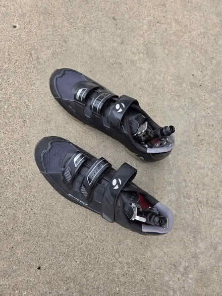Photo of free Bicycle shoes and pedals (Elk Grove Village) #4
