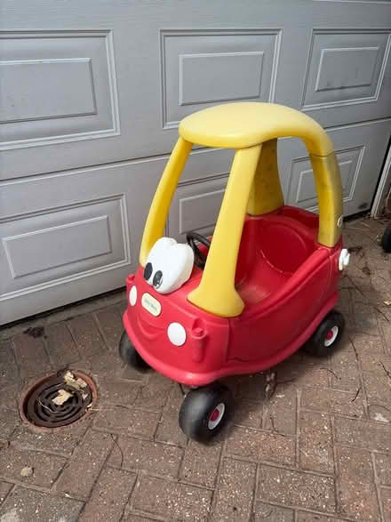Photo of free Little Tikes Cozy Coupe - Ride On for Kids (Elmstead BR7) #2