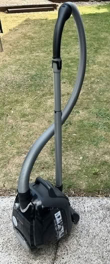 Photo of free Fully working Bosch hoover (Uphill Lincoln LN1) #1