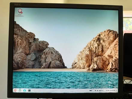 Photo of free LCD monitor (East Palo Alto CA) #2