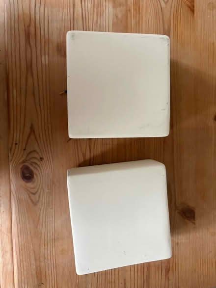 Photo of free 2 wall lights (Frankwell SY3) #1