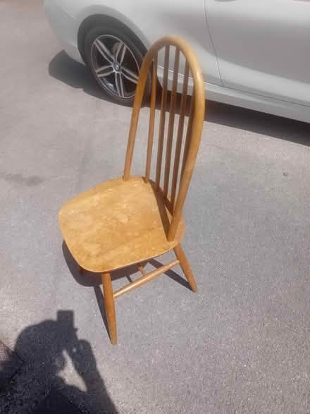 Photo of free Mid century chairs (Waddon CR0) #2