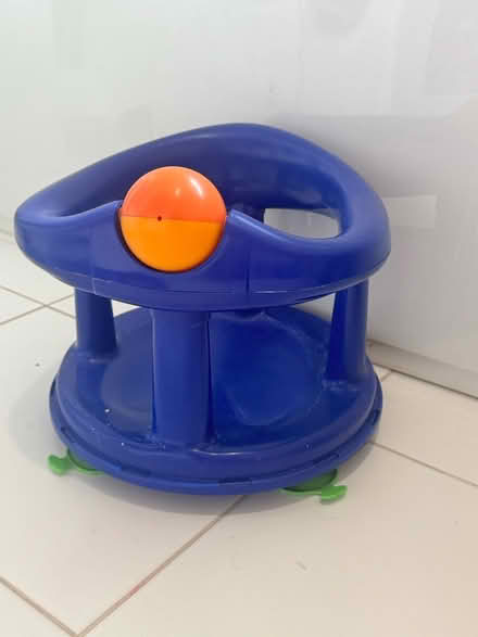 Photo of free Baby bath seat for 6m+ (Woodlesford, LS26) #1