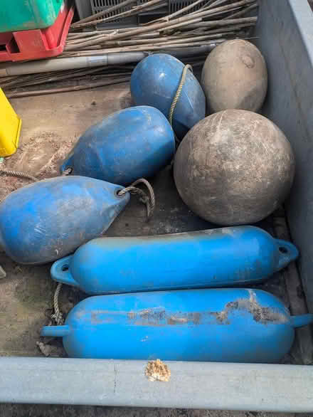 Photo of free Fenders (hucknall ng15) #1