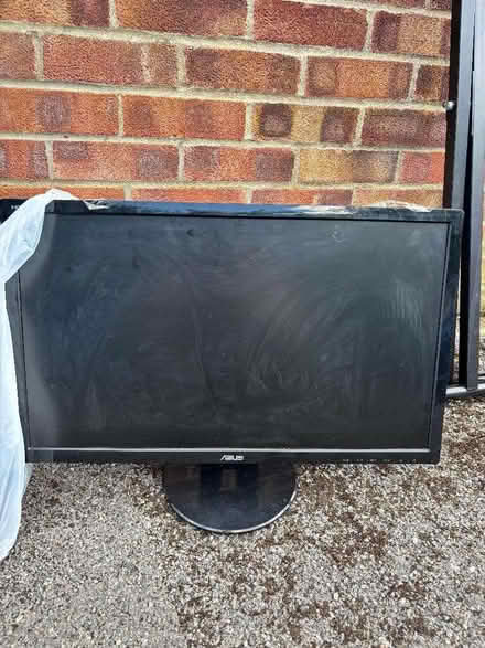 Photo of free Computer monitor Asus VE 247 (Barton OX3) #1