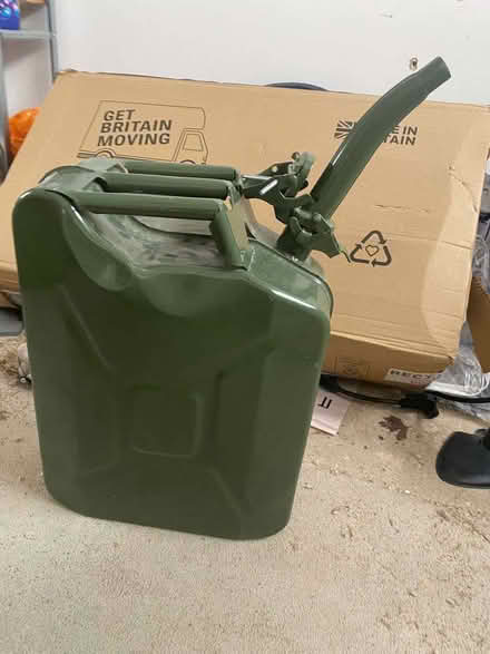 Photo of free 20l metal Jerry can (Haddenham HP17) #1