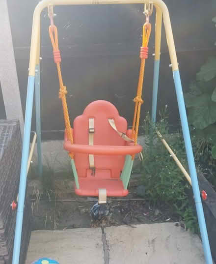 Photo of free Baby swing (M34 audenshawe) #1