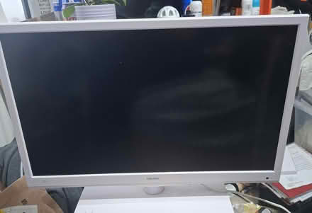 Photo of free 28" tv (Salford M6) #1