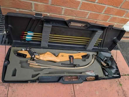 Photo of free Junior training bow (archery) (CM7 9) #1
