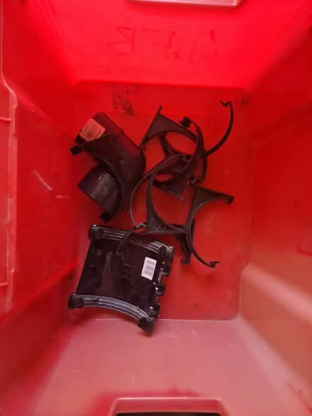 Photo of free Gutting clips and connectors (Horsham RH12) #1