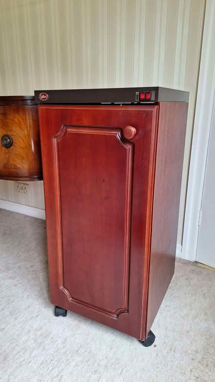 Photo of free Belling Servery (Oxton CH43) #1