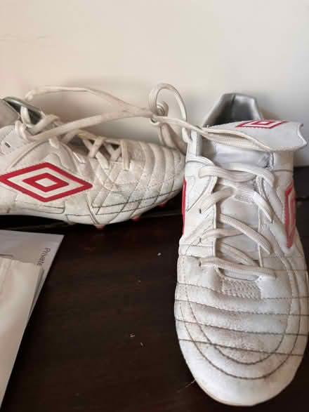Photo of free Umbro football boots size 9 (Kentish Town NW1) #2
