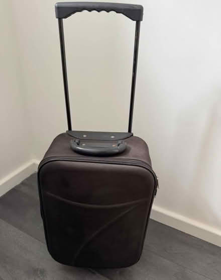 Photo of free Small Carry on Suitcase (Brent NW2) #4