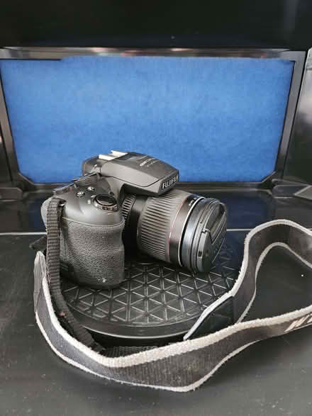 Photo of free Lumix HS20 Finepix Camera (Chesterfield S41) #2