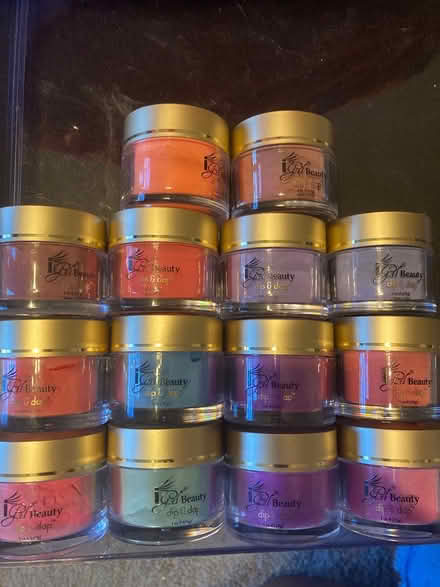 Photo of free Acrylic powder for nails (First hill) #1