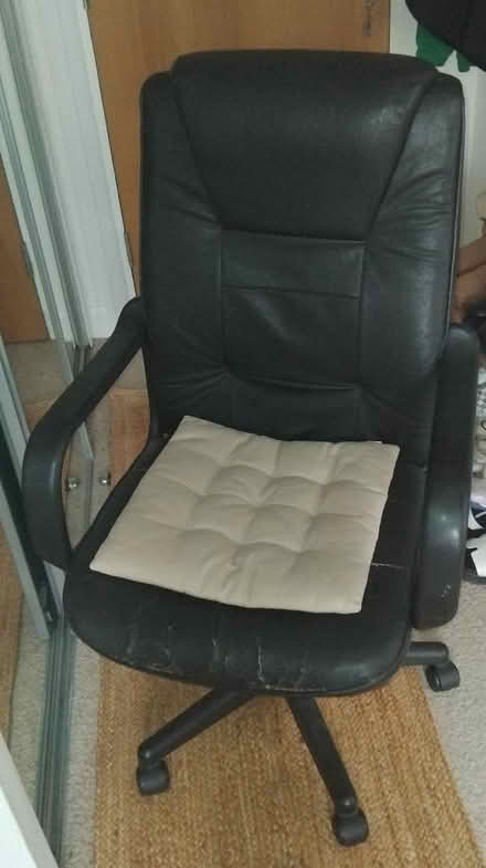 Photo of free Office chair (Churchill Square area BN1) #2