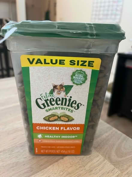 Photo of free greenies cat treats (Lawrence/ El Camino Real) #1