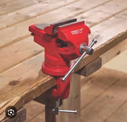 Photo of Bench vice (Malone Lower BT7) #1