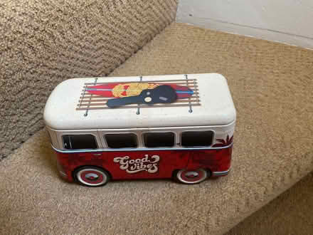 Photo of free Biscuit tin (Stanton Harcourt OX29) #1