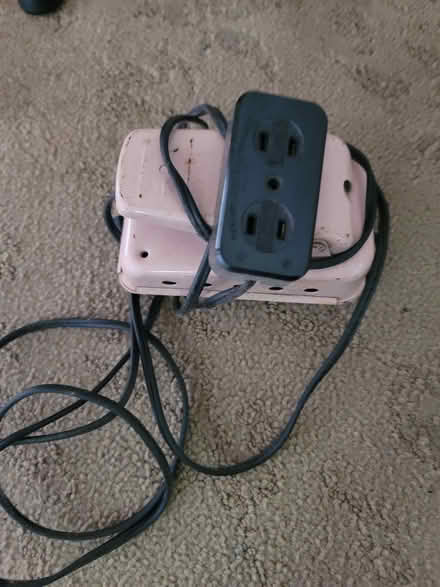 Photo of free Sewing machine (Huntington MA) #1