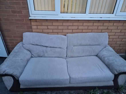 Photo of free Cream sofa (Lower Gornal DY3) #1