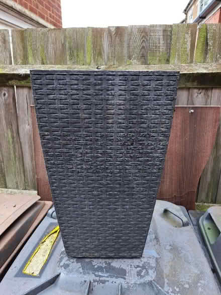 Photo of free Plant pot (High Town LU2) #2