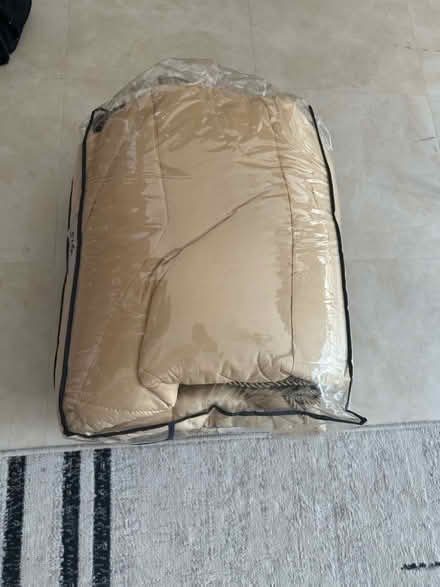 Photo of free Luxury king size blanket (Ninelms SW8) #1