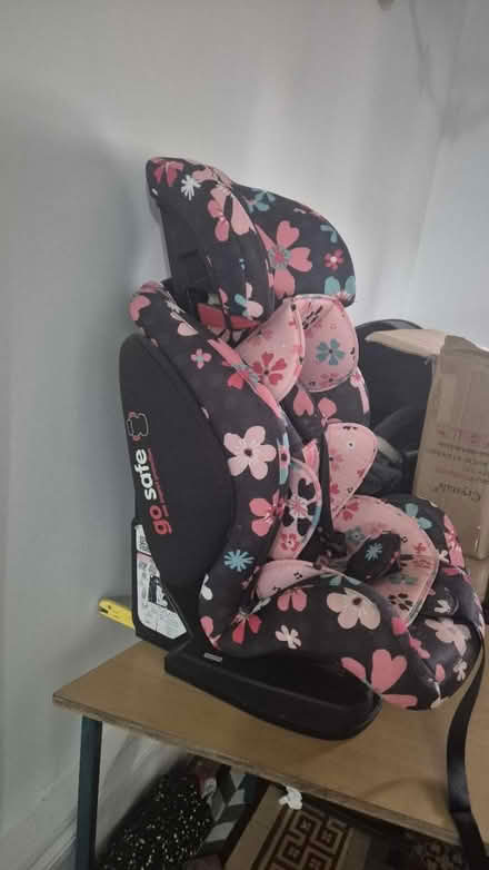 Photo of free Child car seat (Wrexham LL11) #3