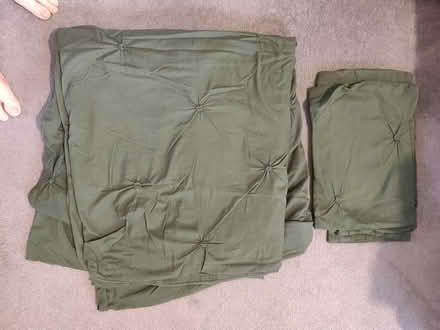 Photo of free Double duvet cover and pillowcases (East Acton W12) #1