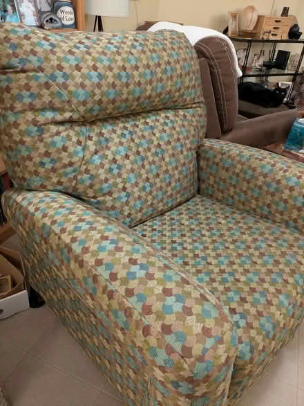 Photo of free recliner (Haverhill at N Anover line 495) #2