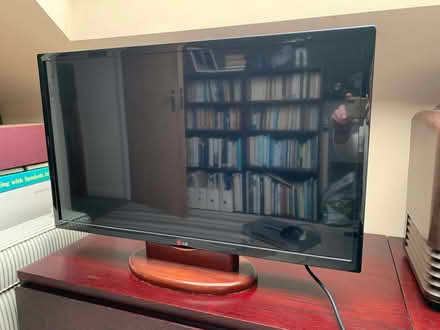 Photo of free 32" Tv (Marshalswick AL4) #1