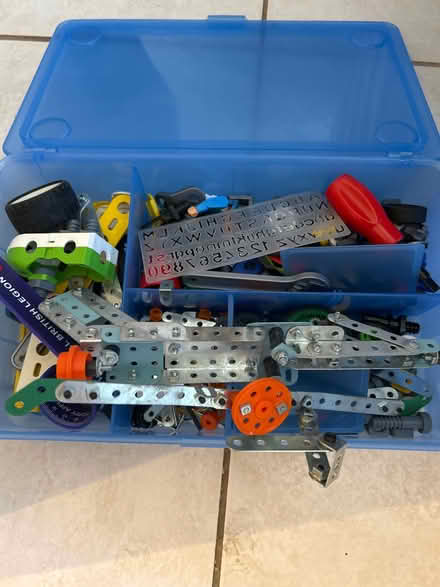 Photo of free Random part for young engineers (Caldecott OX14) #1