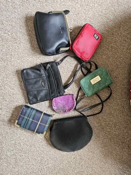 Photo of free Purses selection (Newport TF10) #1