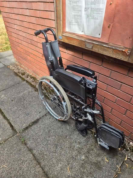Photo of free Self propelled folding wheelchair (Central Rugby CV21) #1