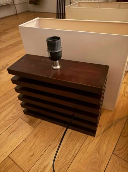 Photo of free 2x wooden bedside lamps (Dennistoun G31) #2