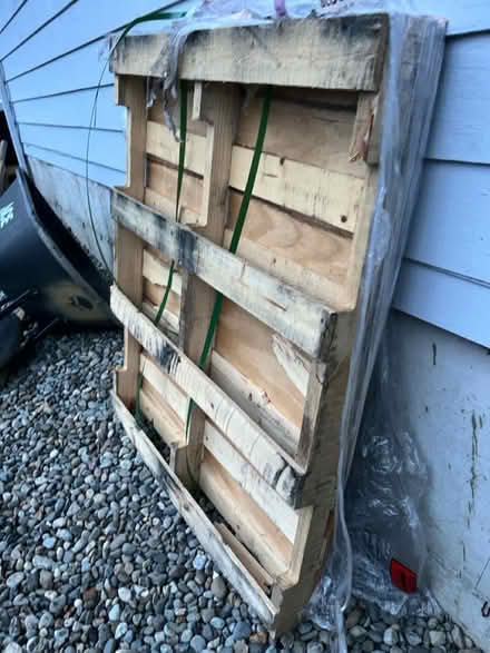Photo of free Wood pallet (Bellevue) #2