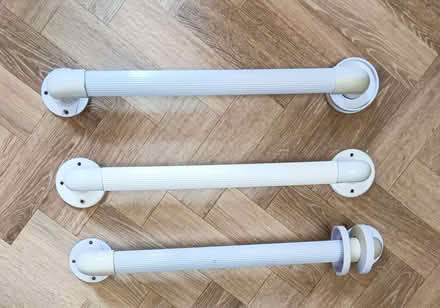 Photo of free safety handles (Whitehill SG4) #1