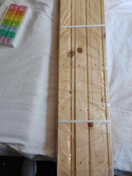 Photo of free DIY shelf kit (Ifield West) #2