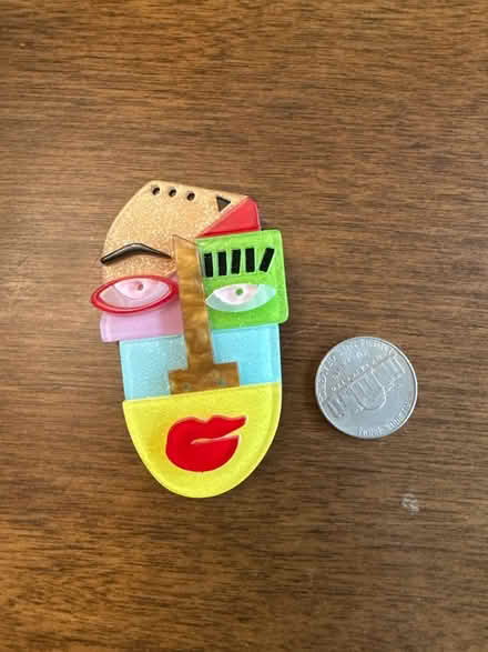 Photo of free Pin (fashion) (Palisades, NW, WDC) #1