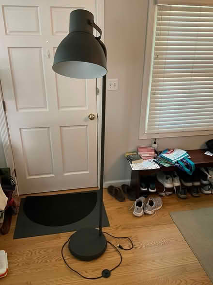Photo of free Floor Lamp (Redwood City, Woodside Plaza) #1