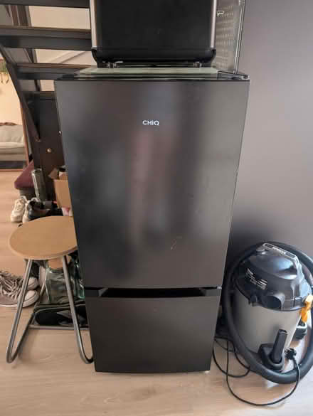 Photo of free Small fridge freezer (Woolwich/plumstead SE28) #2